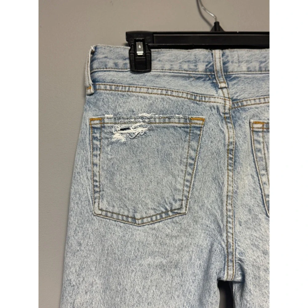 ZARA The Cigarette Distressed Light Wash Denim Jeans Women US 4 Raw Hem‎ Boho